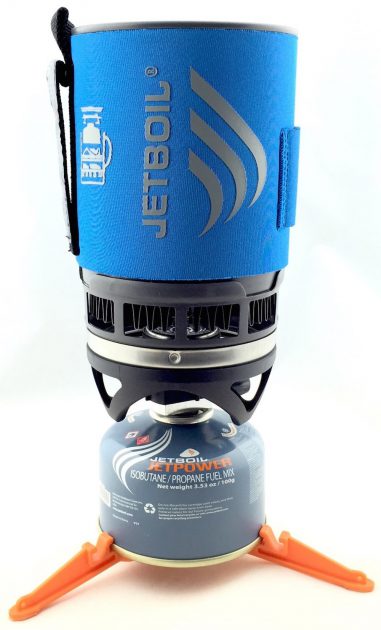 2016_12_dec_gift_guide_pg26_jetboil_blue